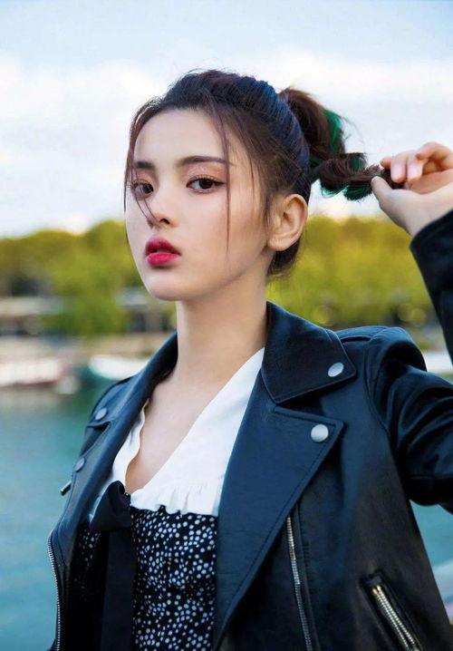 小哇吃瓜娱乐博主是谁,揭秘娱乐圈幕后故事  第3张