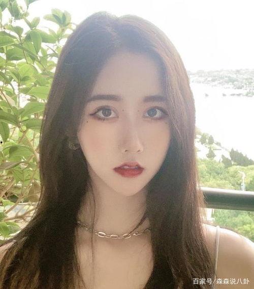 网红吃瓜女生,揭秘娱乐圈幕后真相 第3张 网红吃瓜女生,揭秘娱乐圈幕后真相 第3张