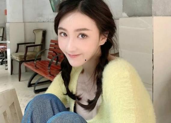 张根源前女友爆料新闻,揭秘两人分手背后惊人真相  第2张