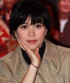 娱乐吃瓜酱袁咏仪,娱乐圈的“吃瓜酱”，揭秘明星背后的故事  第2张