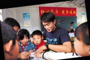 娱乐吃瓜直播讲故事视频,揭秘娱乐吃瓜背后的故事  第3张