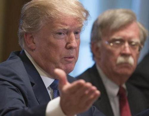 特朗普最新爆料博尔顿,博尔顿内部丑闻曝光，揭秘白宫权力斗争内幕